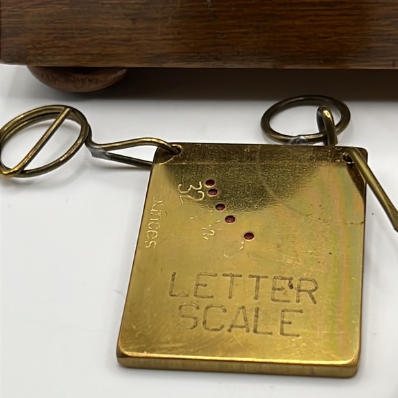 Antique letter scale and 1949 scale and pouch - Picture 3 of 11